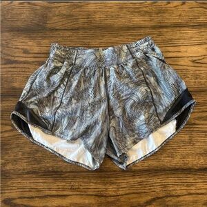 lululemon Gray Patterned hotty hot Shorts